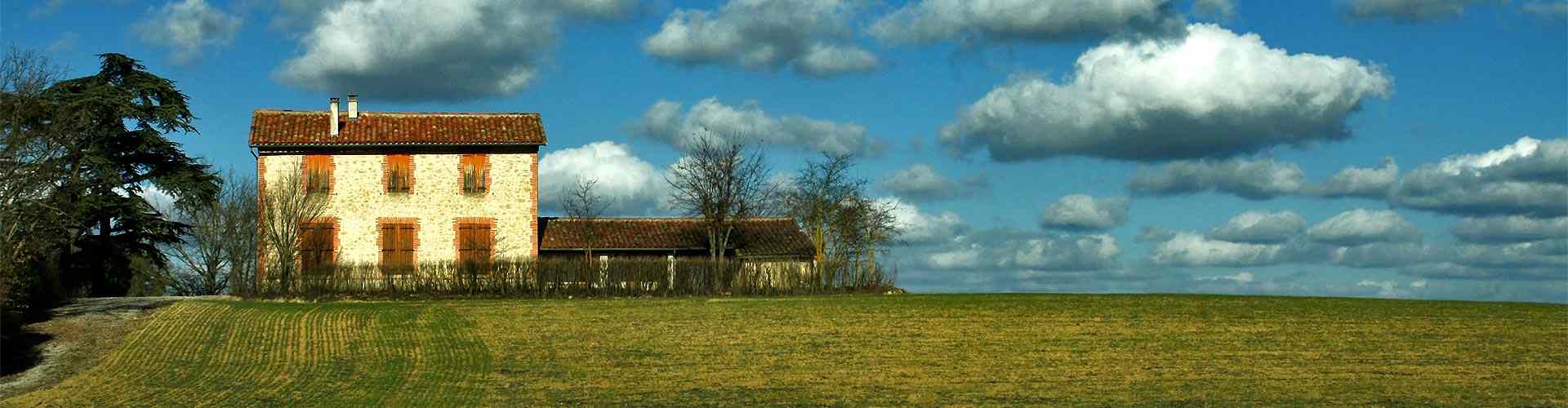 Casas rurales aisladas en Jarilla