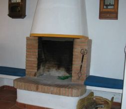SALON CON CHIMENEA