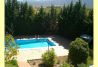 Piscina privada dentro de la parcela de 1.000