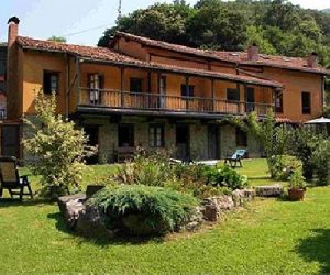 Casa rural Corrada de Torales