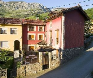 Casa rural La Regoria